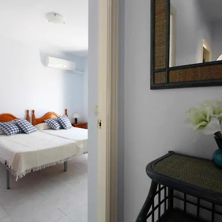 Palmeras Apartamento Cerca Del Centro Del Pueblo Y Piscina Comunitaria *