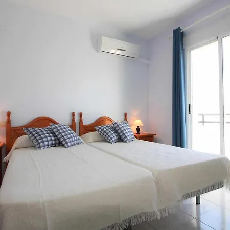 Apartment Palmeras Apartamento Cerca Del Centro Del Pueblo Y Piscina Comunitaria